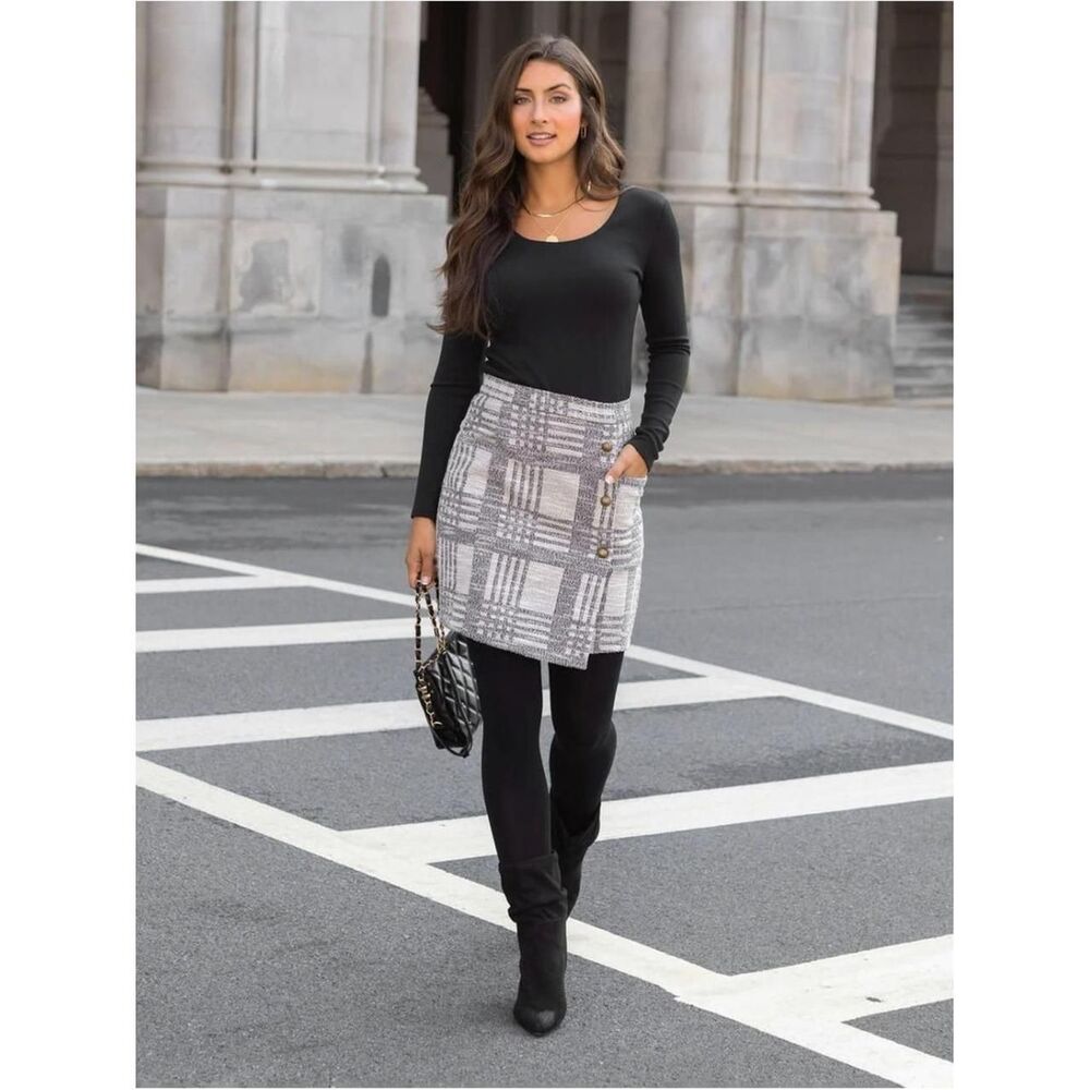 Unbranded Women's Grey and White Skirt